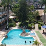 El Tropicano Hotel